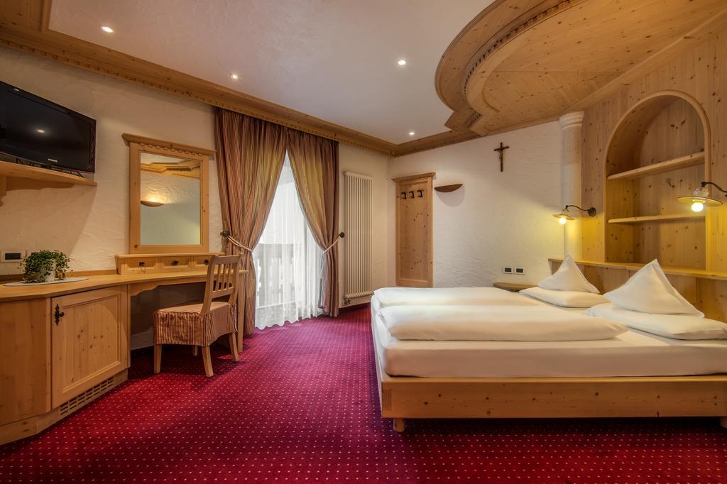 Hotel Gran Ciasa Colfosco Ngoại thất bức ảnh