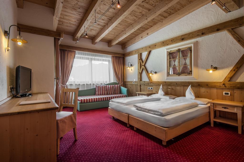 Hotel Gran Ciasa Colfosco Ngoại thất bức ảnh