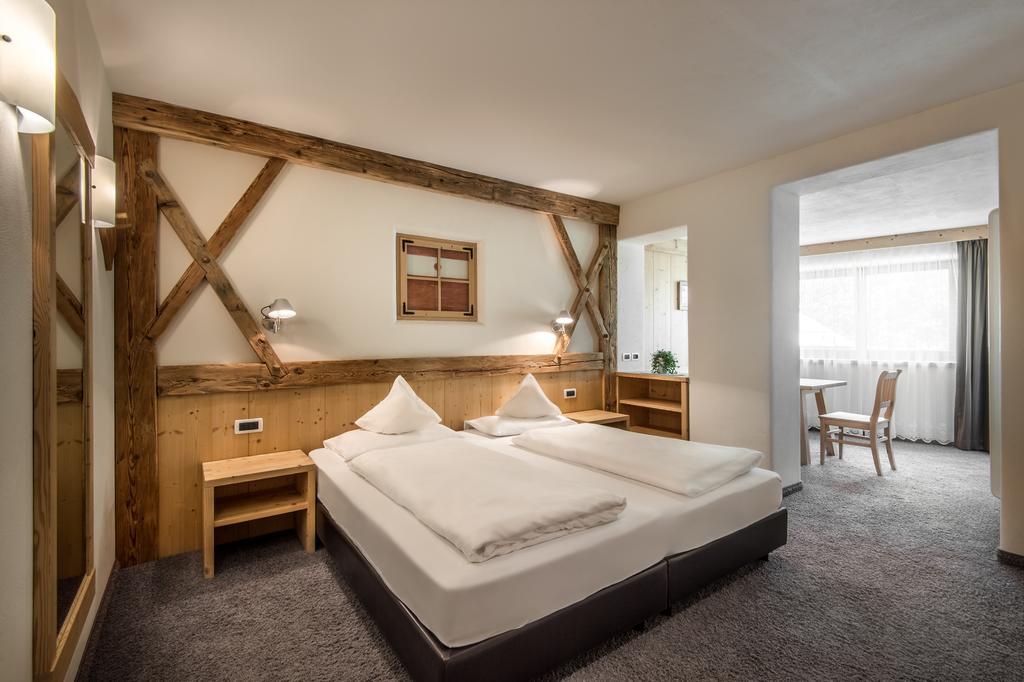 Hotel Gran Ciasa Colfosco Ngoại thất bức ảnh