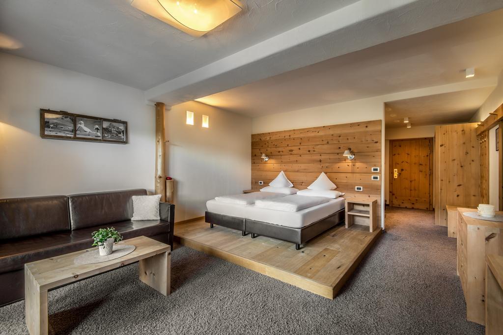 Hotel Gran Ciasa Colfosco Ngoại thất bức ảnh
