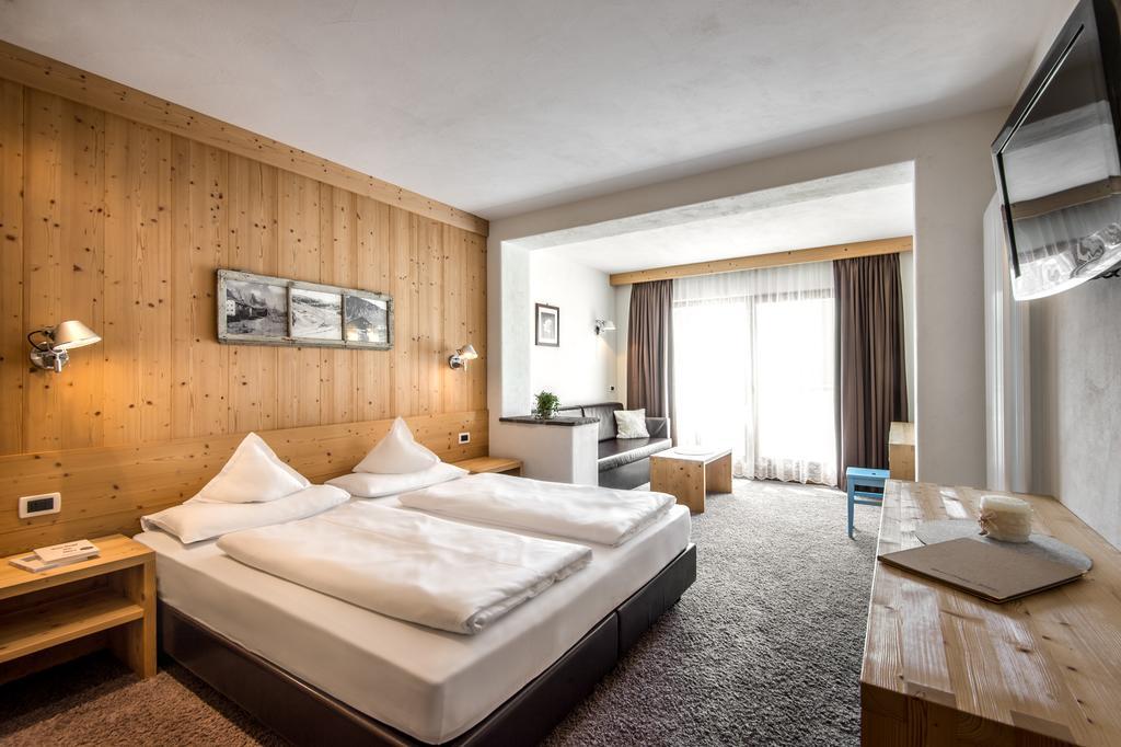 Hotel Gran Ciasa Colfosco Ngoại thất bức ảnh